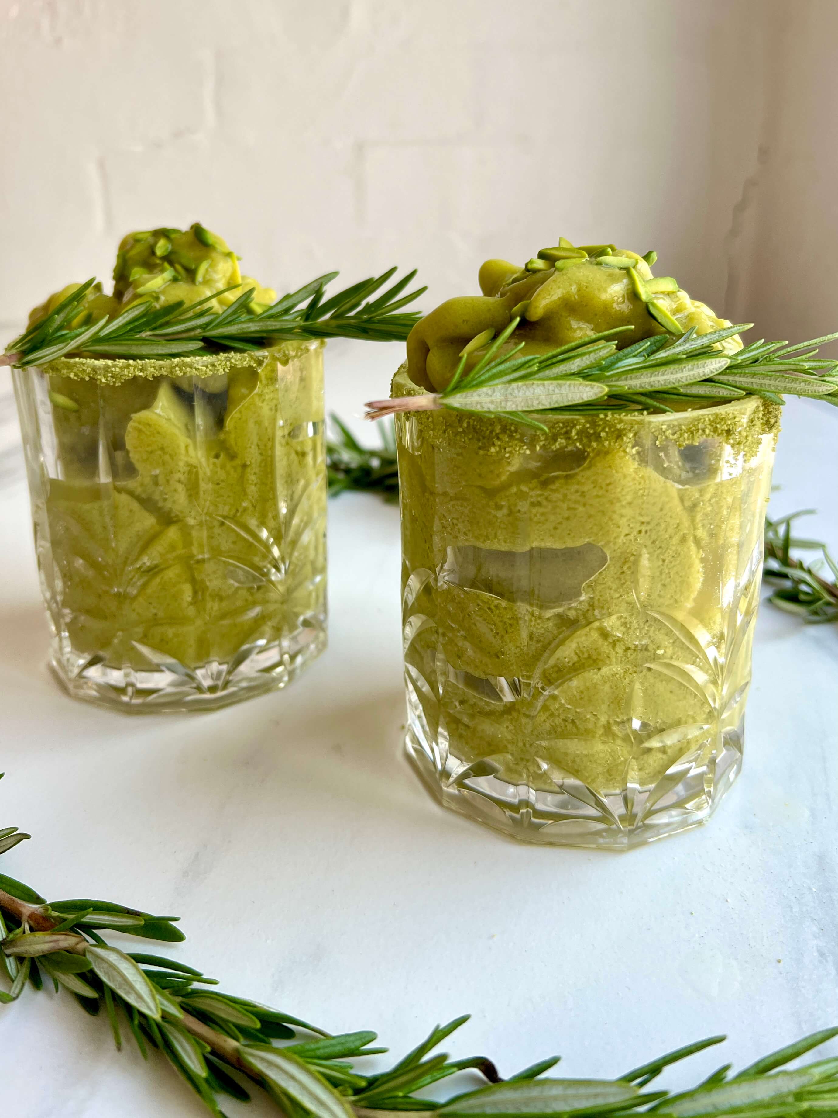 Frozen Matcha + Collagen Frappe – The Healthy Chef