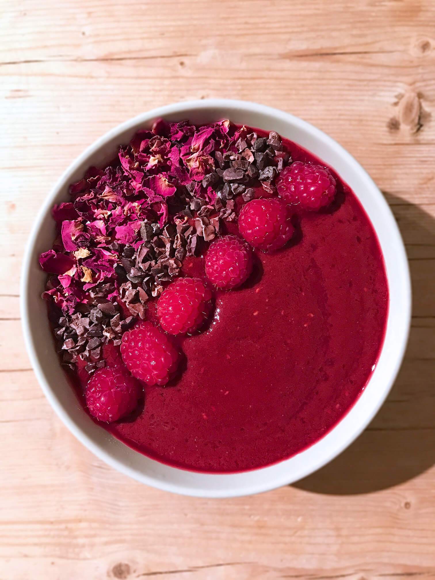 Healthy Red Velvet Smoothie Bowl Recipe – The Healthy Chef