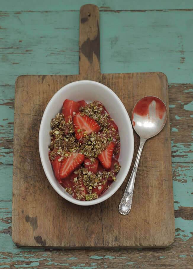 Strawberry Crumble