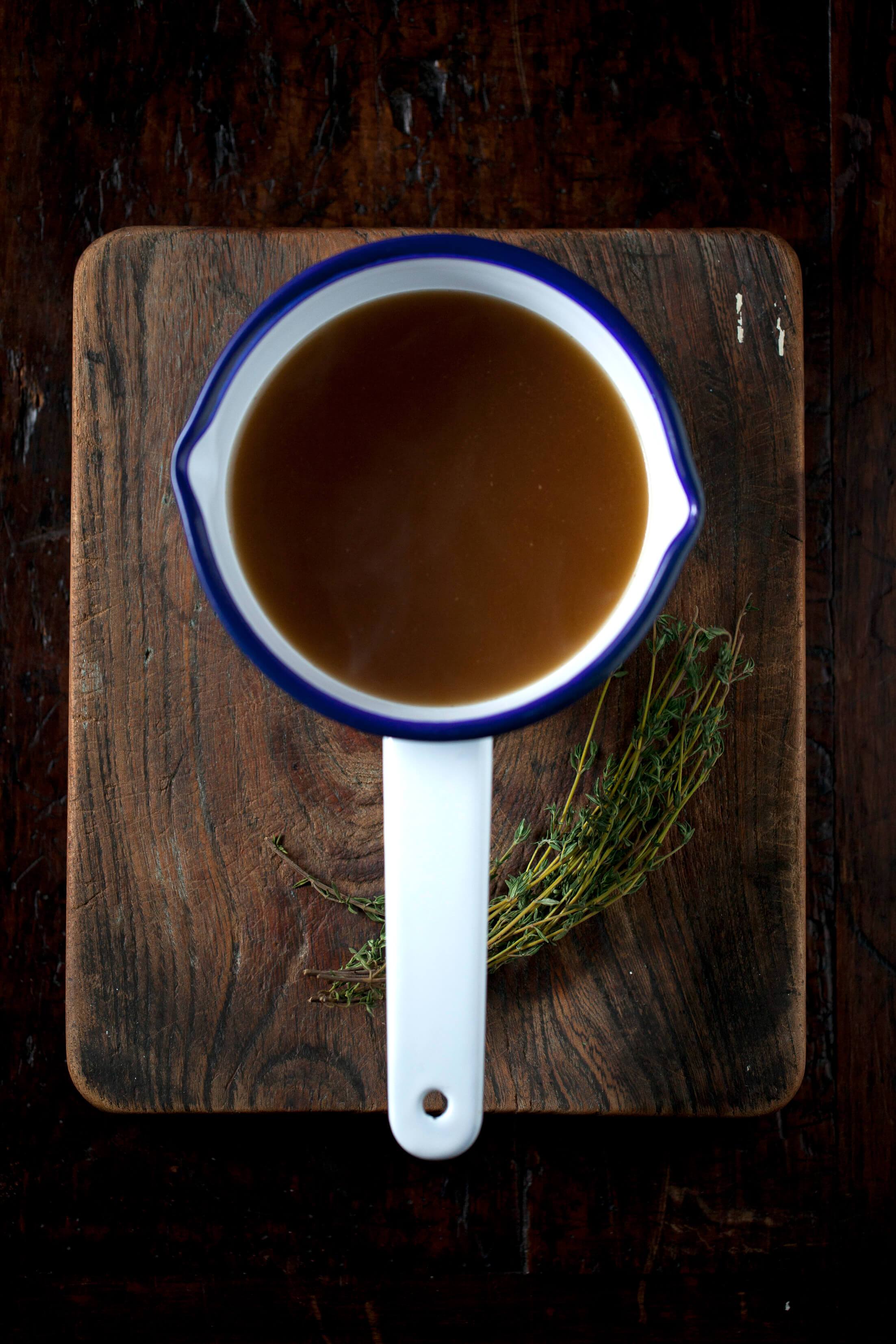 How to Make My Simple Bone Broth